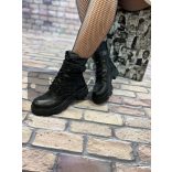 Laces gumis tetejű fűzős  bakancs-fekete H0232