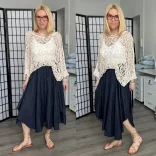 Elena farmerhatású szoknya barna övvel 25152 - sötétkék
