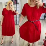 Debra pliszírozott ruha övvel 35153 - piros