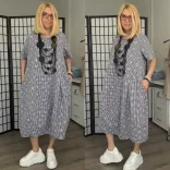 158C kockás virágos hagyma ruha 57047 - fekete fehér