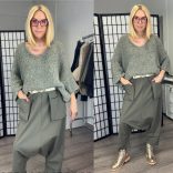 One V kivágású buklé pulver21673-khaki