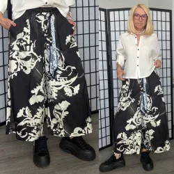 Wendy Trendy bőszárú nadrág 826115-fekete/bézs