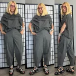 Wendy Trendy alján szűkülő elegáns nadrág 791702-szürke