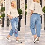 Wendy Trendy rózsás hímzett farmer 926034- világoskék