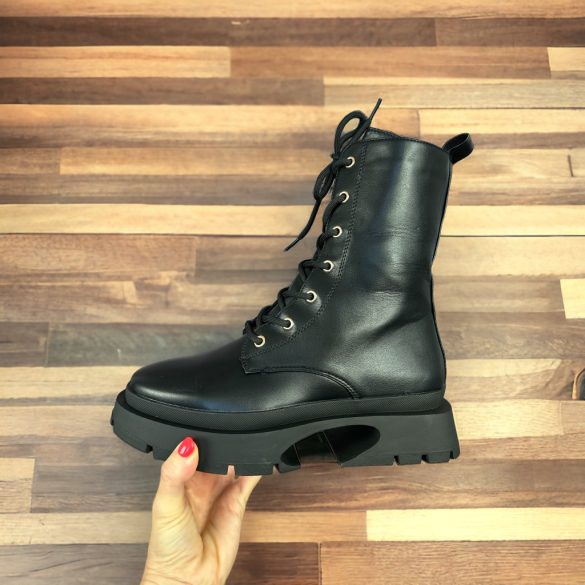 Fűzős műbőr basic bélelt bakancs NS303-fekete