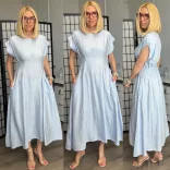 Milana szűkített fazonú, hátul gumis viszkóz ruha 8010 - világoskék