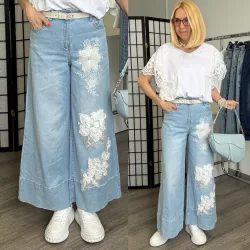   S Woman elasztikus bőszárú farmer gyöngyös virágos SW1990-világoskék