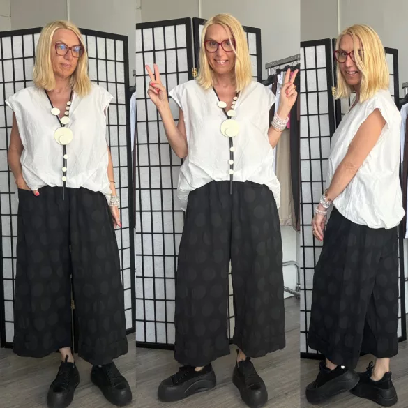 Wendy Trendy anyagában pöttyös bőszárú nadrág240551-fekete