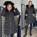 Szingapúr karcsúsított kabát szőrmés kapucnival2528-fekete