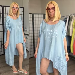   Hello Mya Be Real feliratos ujjánál koptatott. asszimetrikus tunika 71158 - világos farmerkék