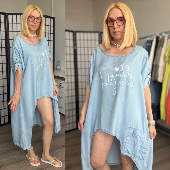 Hello Mya Be Real feliratos ujjánál koptatott. asszimetrikus tunika 71158 - világos farmerkék