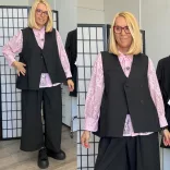 Wendy Trendy oldalt pliszírozott mellény225398-fekete