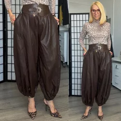 Miho's buggyos bőrhatású nadrág 3031-csokibarna