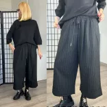 Wendy Trendy szélesszárú gumis derekú nadrág 250283 - fekete