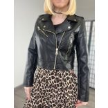 Vopse motoros dzseki arany cipzárral V6362-fekete